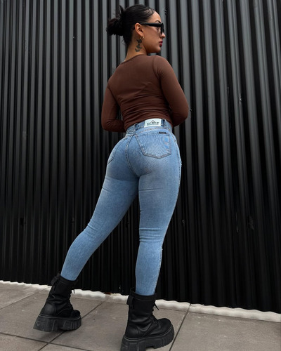 Jean Elastizado Las Locas Denim Ear - Con Tachas