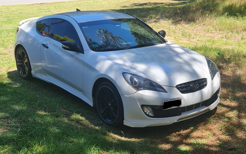 Hyundai Genesis 2.0 T