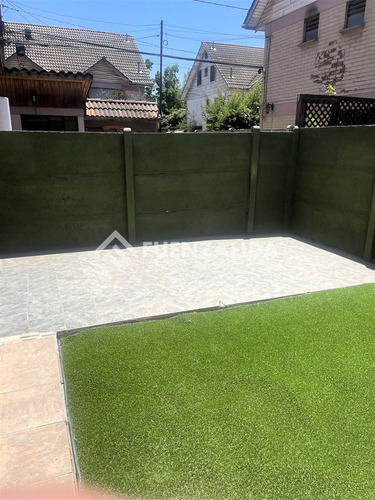 Casa Familiar En Venta De 4d 4b En Ciudad Satelite Maipú