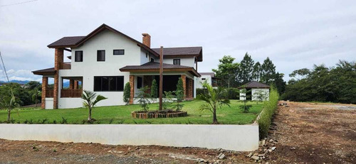 Venta Villa 4 Habitaciones En Jarabacoa, La Vega Republica Dominicana