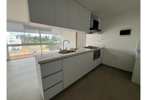 Apartaestudio En Arriendo En Marinilla