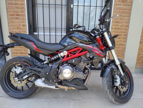 Vendo Mi Benelli 302s, 2022 Bicilíndrica! Excelente Estado.