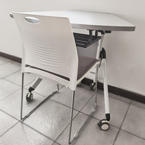 Imagen 8 de 11 de Escritorio Pupitre Plegable Con Ruedas Y Silla Alta Calidad