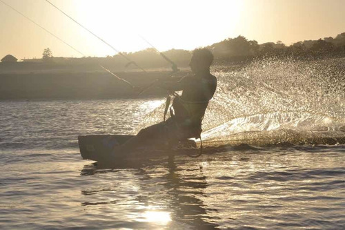 Imagen 1 de 7 de Clases Y Cursos Personalizados De Kitesurf