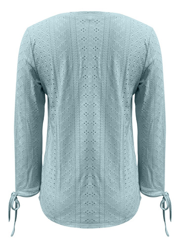 Blusa Feminina Com Botões E Manga Comprida Com Decote Em V