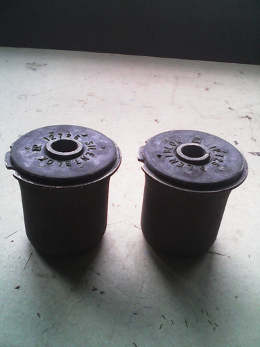 Imagen 4 de 5 de Buje Meseta Superior Dodge Ram 1500/2500/3500 4x4 94-98