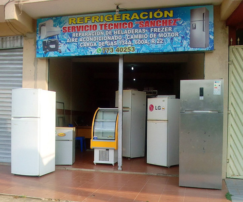Imagen 3 de 4 de Carga De Gas A Aire Acondicionado Automotriz