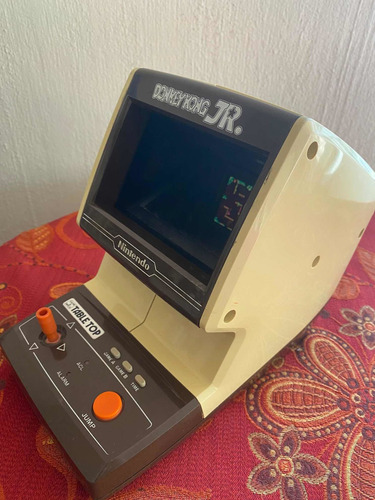 Nintendo Tabletop Game & Watch - Donkey Kong Jr. 1983 (Usado)
