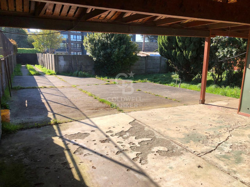 Gran Casa Con Ubicacion Privilegiada