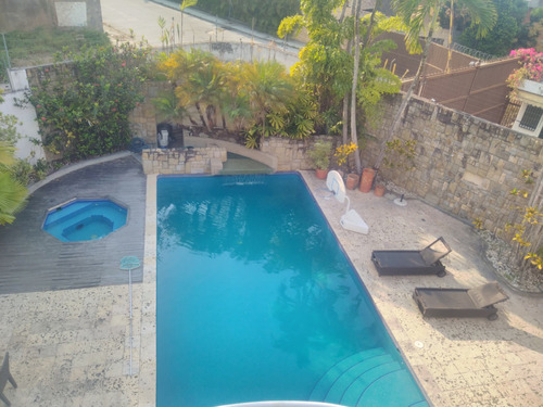 Imagen 24 de 29 de Vendo Casa 1200m2 8h/10b/4pe Macaracuay 8209