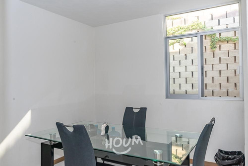 Casa En Toluquilla, San Pedro Tlaquepaque Con 2 Recámaras, 81 M², Id: 76452