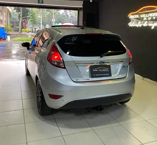 Ford Fiesta 1.6 Hatchback Titanium