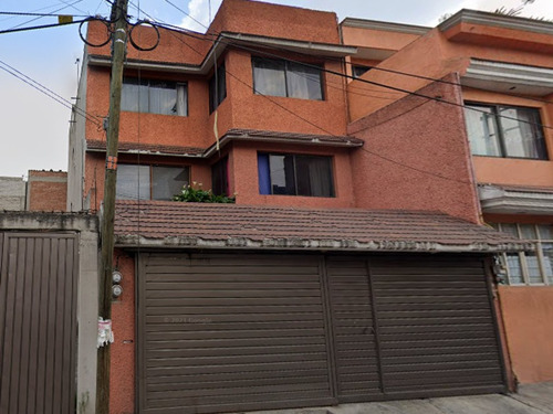 Casa En Venta En Pedregal De Santo Domingo, Coyoacan Gran Remate Bancario ¡no Creditos!