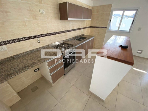 Imagen 2 de 7 de Departamento 2 Ambientes - Av. Emilio Castro 5300