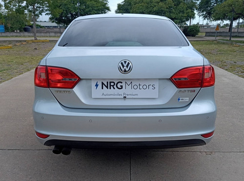 Imagen 6 de 15 de Volkswagen Vento 2.0 T Sportline Dsg L11 2014
