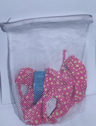 Imagen 4 de 6 de Bolsa Organizadora De Lavado Ropa Delicada Almendra 28