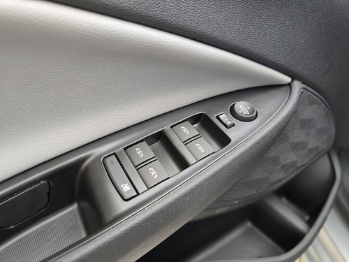 Chevrolet Onix plus 1.0 Turbo Premier At