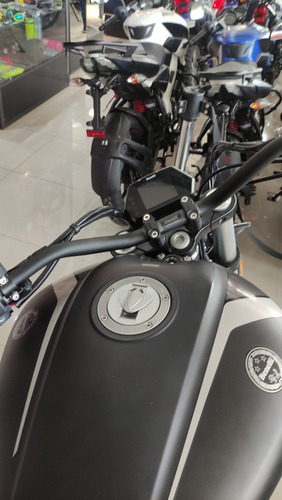 Imagen 15 de 16 de Benelli 502 C