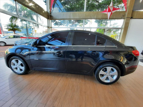 Imagem 8 de 14 de Cruze 1.8 Lt 16v Flex 4p Automático