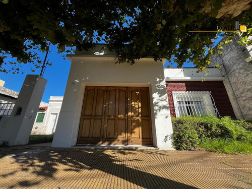 Casa S/ Lote Propio 8,66 X 34 M2 En Villa Parque San Lorenzo 