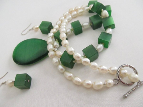 Conjunto Colar Com As Pedras E Perolas Naturais