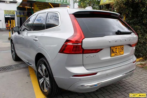 Volvo XC60 2.0 Recharge Plus T8 Hibrido At