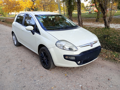 Fiat Punto 1.4 Attractive C/radio Integrada