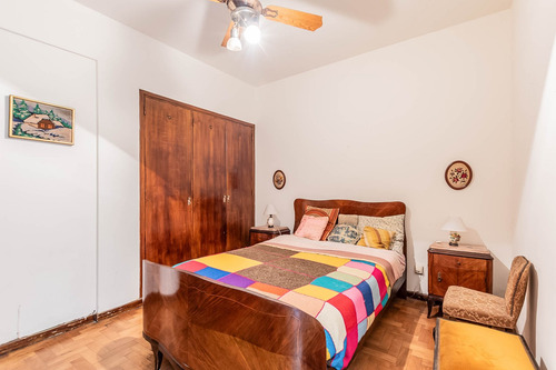 Venta 3 Amb. Patio. Apto Crédito Y Profesional. Caballito Norte.