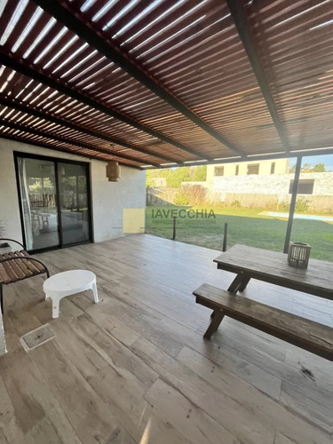 Alquiler Anual Y Venta Hermosa Casa En Barrio Privado La Residence