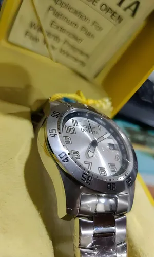 Invicta plateado sale