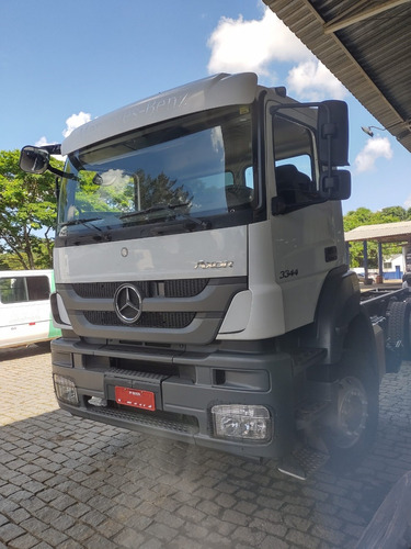 Mercedes Benz Axor 3344 Plataforma