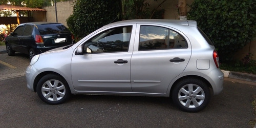 Nissan March 2013 1.0 S 5p