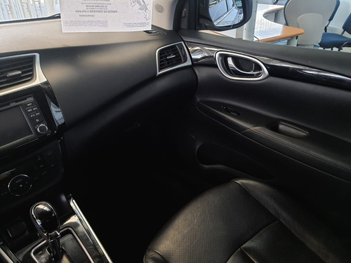 Imagen 10 de 15 de Nissan Sentra 2017 1.8 Exclusive Navi At
