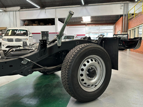 Toyota Hilux Pick-Up 2.4 Cs Dx 150cv 4x4
