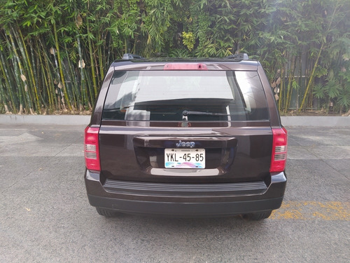 Imagen 4 de 15 de Jeep Patriot 2014 2.4 Sport Cvt