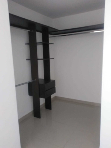 Imagen 5 de 30 de En Venta Apartamento Con Hermosa Vista En Villa Santos Barranquilla