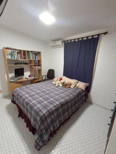 Imagen 13 de 18 de Casa En Venta En El Cafetal Calle Cerrada