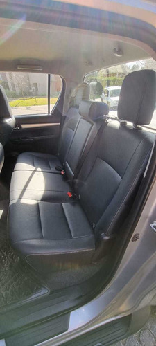 Imagen 12 de 13 de Toyota Hilux 2018 2.8 Cd Srv 177cv 4x2 At