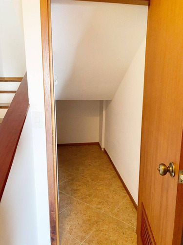 Imagen 9 de 17 de Remax Infinity Vende Bello Apartamento Dúplex En Altos Del Parral 136386 Frances Mijares 04144990396