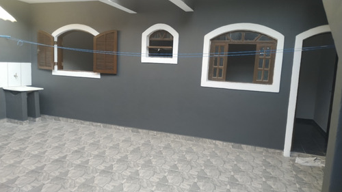 Vende-se Casa Em Suzano Com 4 Casas De 2 Cômodos Investimento Com Renda