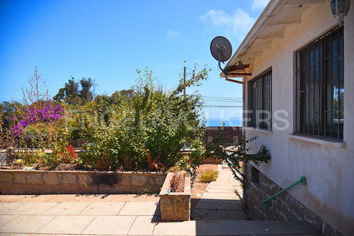 Venta Casa Tradicional, Algarrobo.