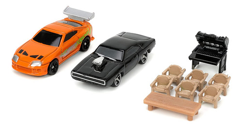 Diorama Dom Toretto Con 2 Autos Fast Furious 4.2 Cm