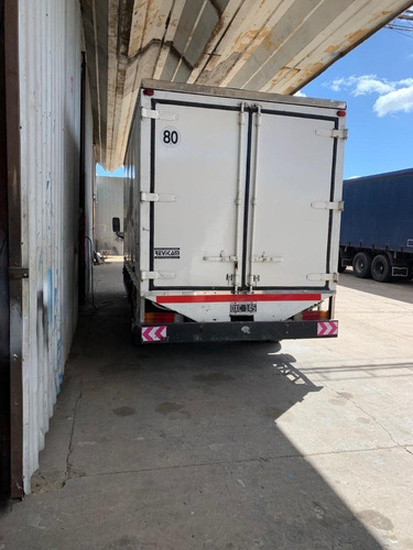 Imagen 2 de 9 de Carrocería Paquetera