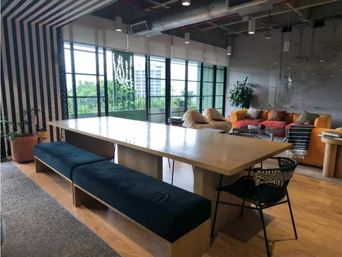 Oficina Amoblada Arriendo De 1.306m2 En Medellín Poblado