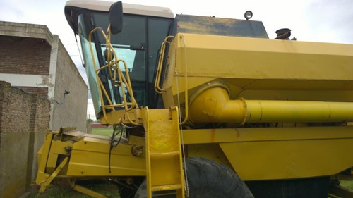 Cosechadora New Holland Tc-57,plataf 23 ,año 1997,m-buena.