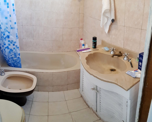 Imagen 13 de 22 de Juan Ramírez De Velazco Al 300, Villa Crespo. Ph Sin Expensas. Piso 3 Por Escalera. 2 Ambientes. Ultra Luminoso. Living Con Gran Ventanal Y Salida Directa A Gran Terraza Del Edificio. Baño Completo