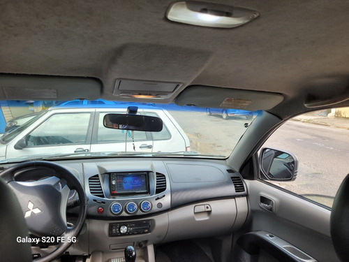 Mitsubishi L200 3.2 Triton Hpe Cab. Dupla 4x4 4p