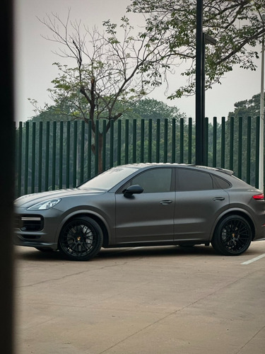 Porsche Cayenne 4.9 Turbo At