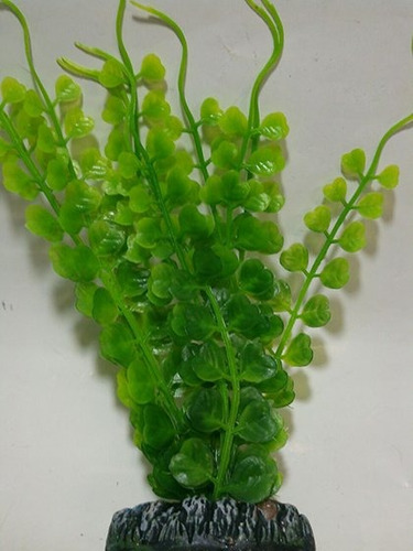 Planta Artificial Plástica Aquário Hidrocotyle 20 Cm