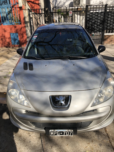 Peugeot 207 1.4 Active 75cv